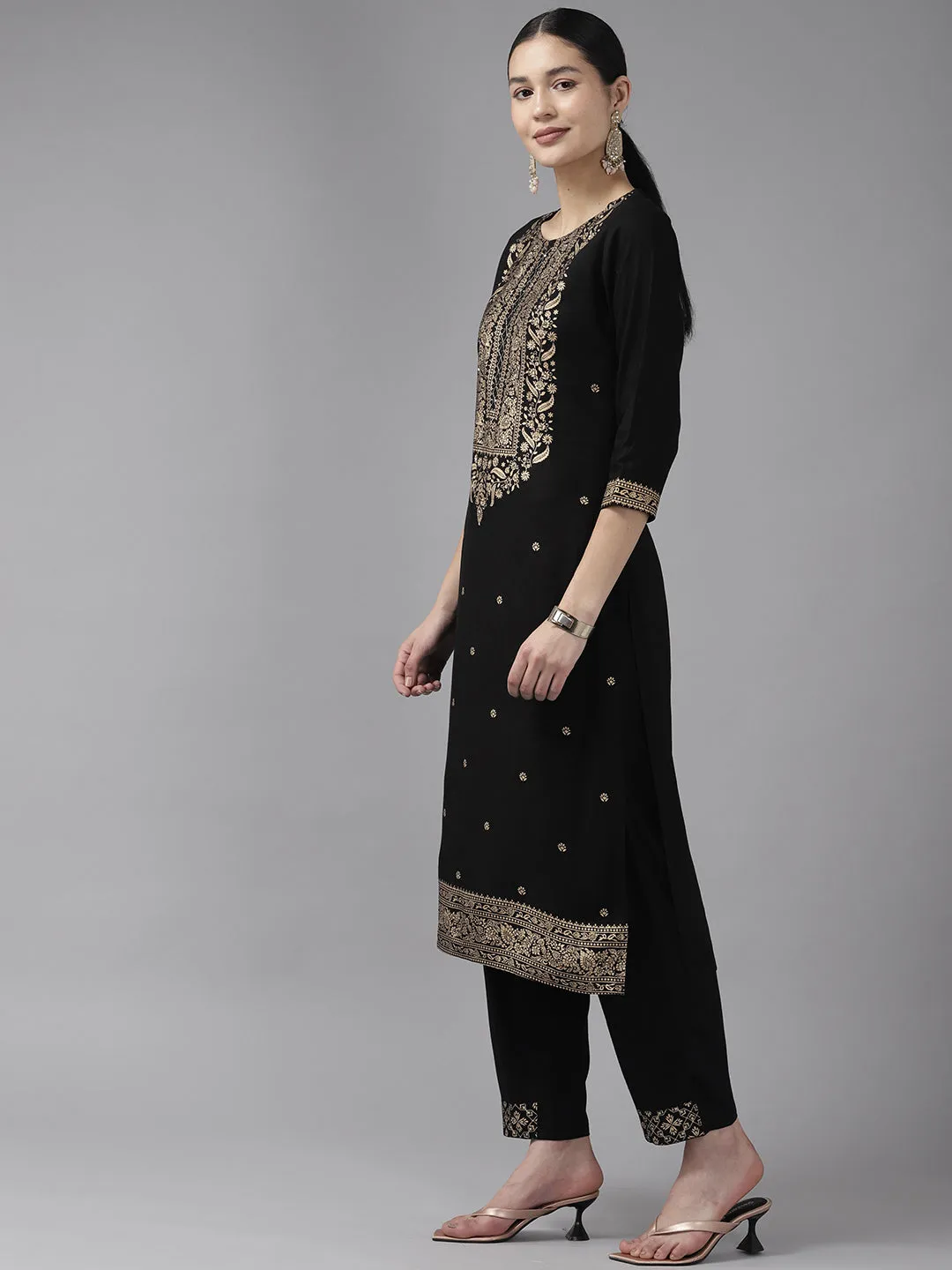 Black Ethnic Motifs Printed Straight Cotton Dupatta Set