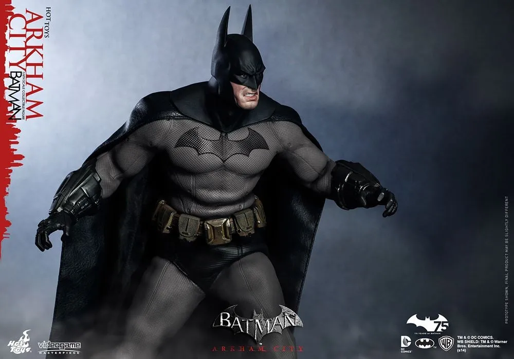 Hot Toys - Batman: Arkham City - Batman
