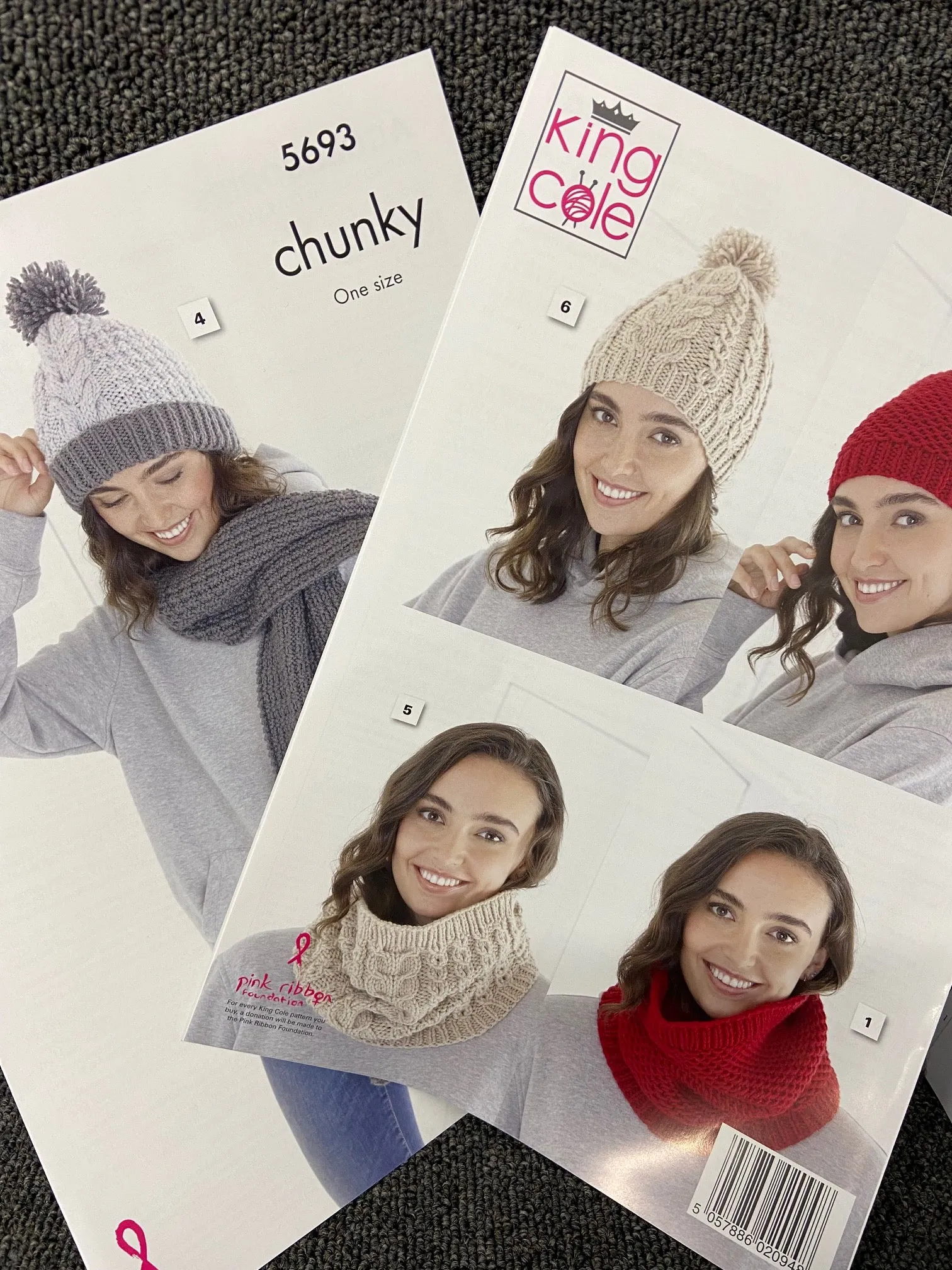 King Cole Ladies Bobble Hat Scarf & Cowl Chunky Knit Knitting Pattern 5693