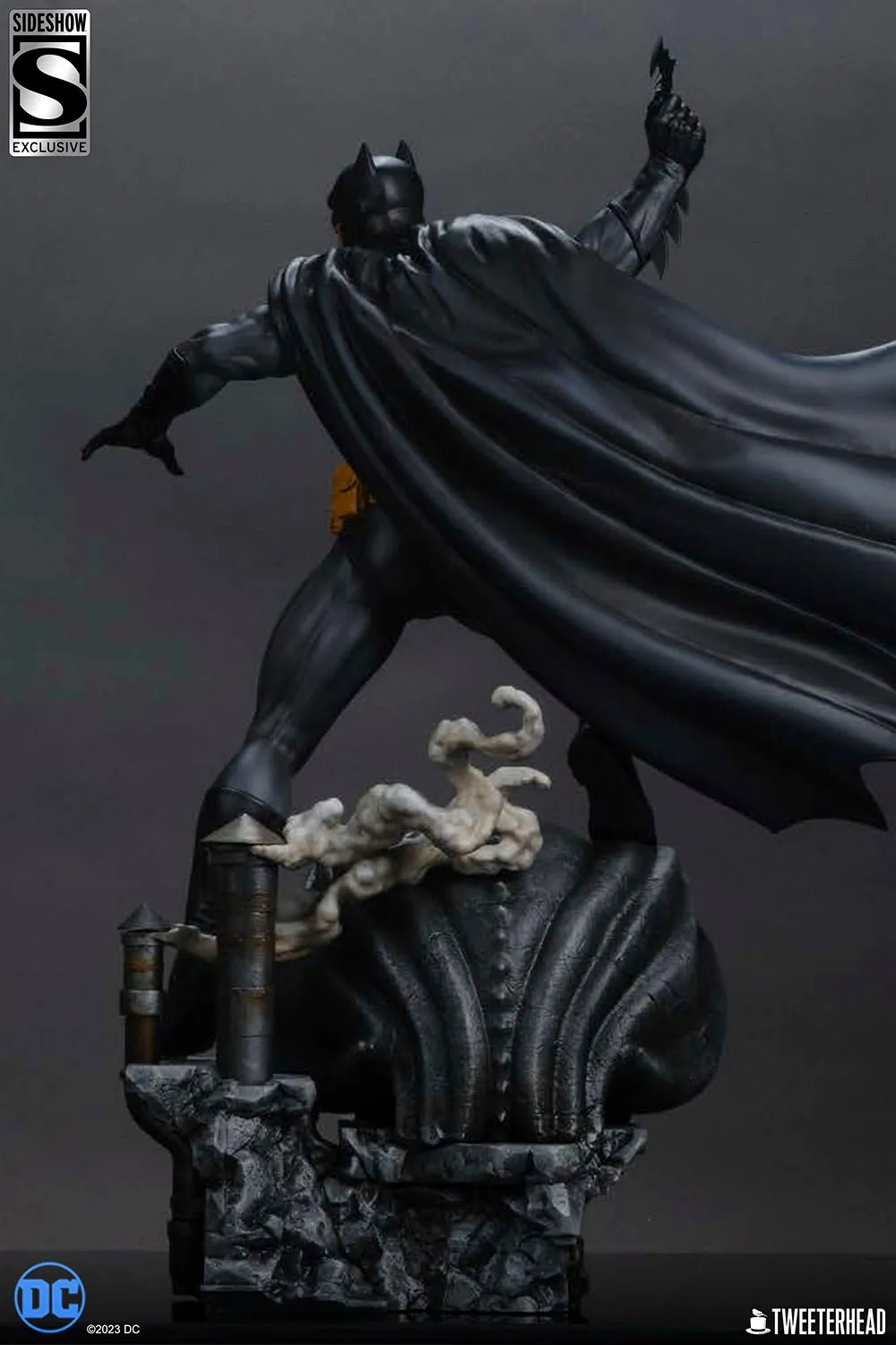 PRE-ORDER: Tweeterhead Batman (Black and Gray Edition) Limited Edition Exclusive Quarter Scale Maquette